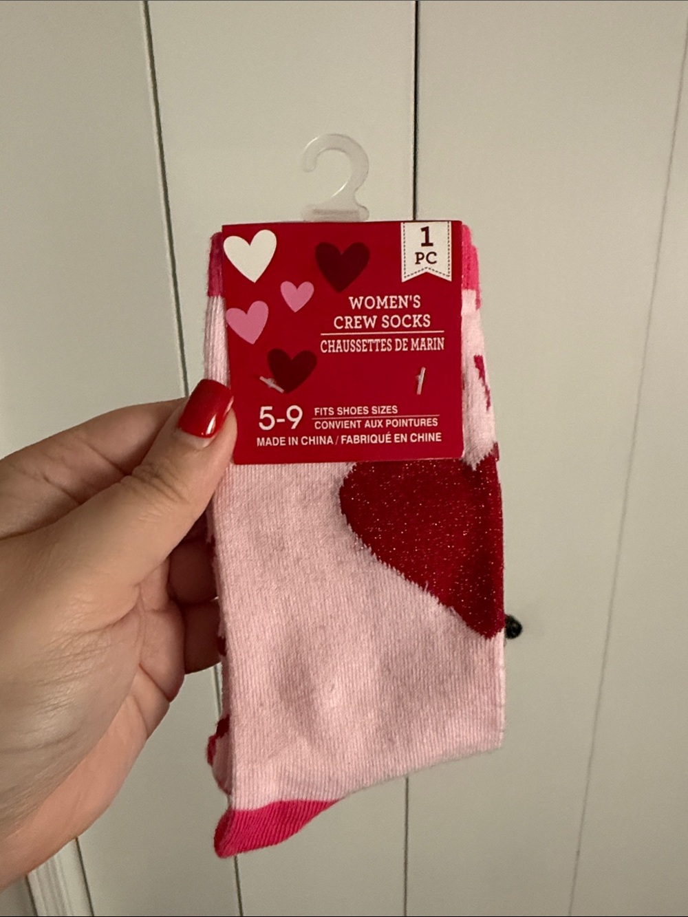 Women's Pink Heart Crew Socks Sz 5-9 NWT